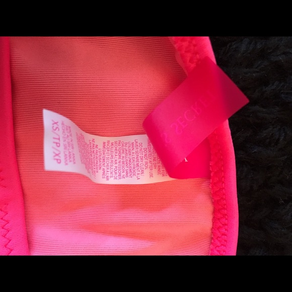 Victoria Secret fringe top bikini in a coral pink - Picture 6 of 8